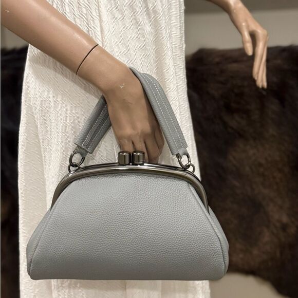 Gray Togo Cowhide Calfskin Handmade Kisslock Wristlet, Shoulder Bag, Crossbody - Picture 4 of 16